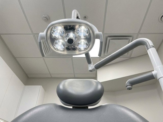 Luce una sonrisa radiante con el blanqueamiento dental en Vigo - Imagen 1
